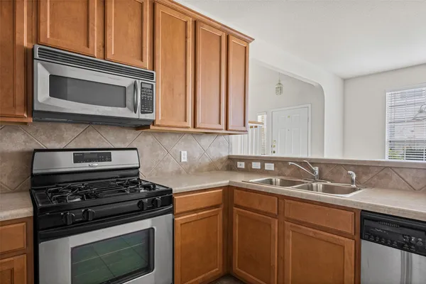 $299,999 | 1900 Scofield Ridge Parkway, Unit 503, Austin, TX 78727