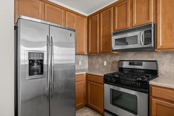 $299,999 | 1900 Scofield Ridge Parkway, Unit 503, Austin, TX 78727