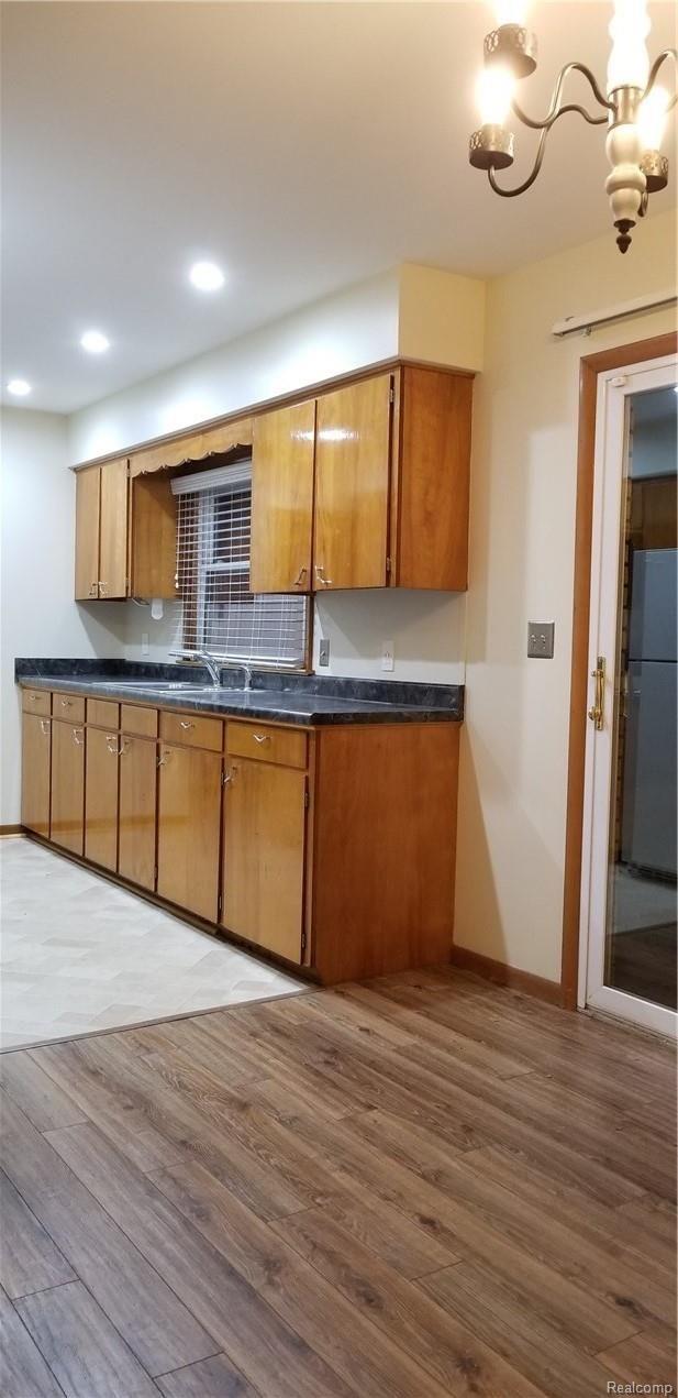 4904 Wylie Road Dexter, MI 48130 - Photo 11 of 25 dining rm 3.jpg