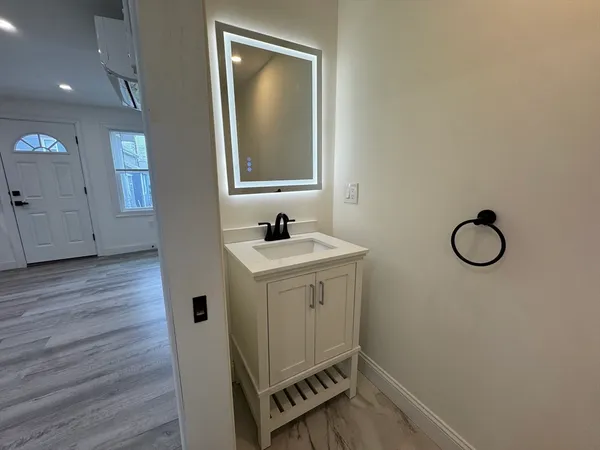 $3,000 | 16 Adams Street, Unit 1, Boston, MA 02136