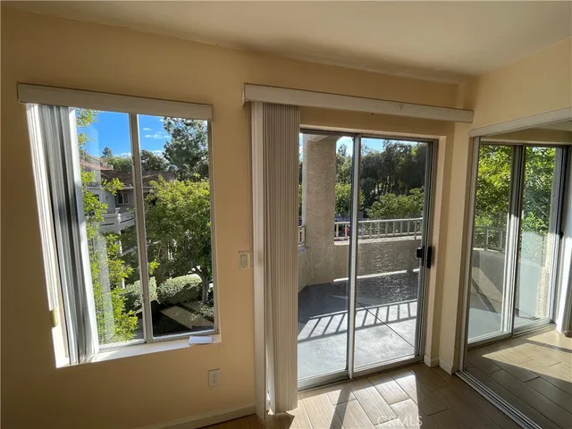 $2,375 | 1965 Las Colinas Circle, Unit 308, Corona, CA 92879