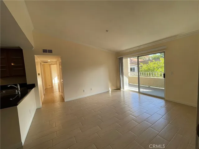 $2,375 | 1965 Las Colinas Circle, Unit 308, Corona, CA 92879