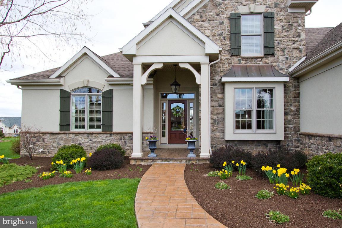 628 Belgian Way, Unit 22 Lititz, PA 17543 - Photo 3 of 50