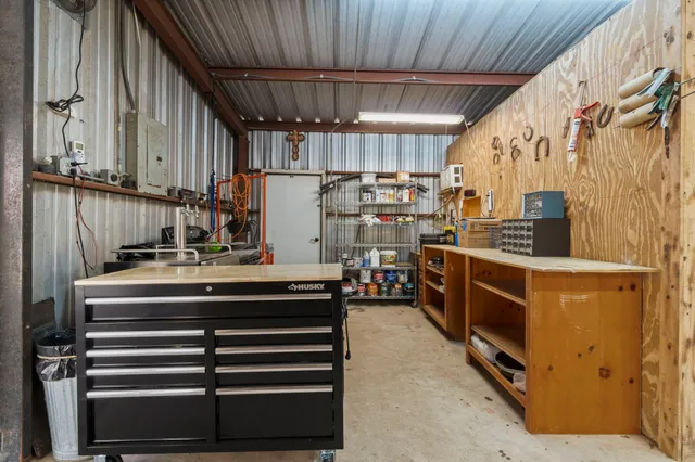 $625,000 | 22298 Farm To Market 149, Montgomery, TX 77356