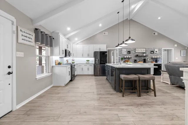 $625,000 | 22298 Farm To Market 149, Montgomery, TX 77356