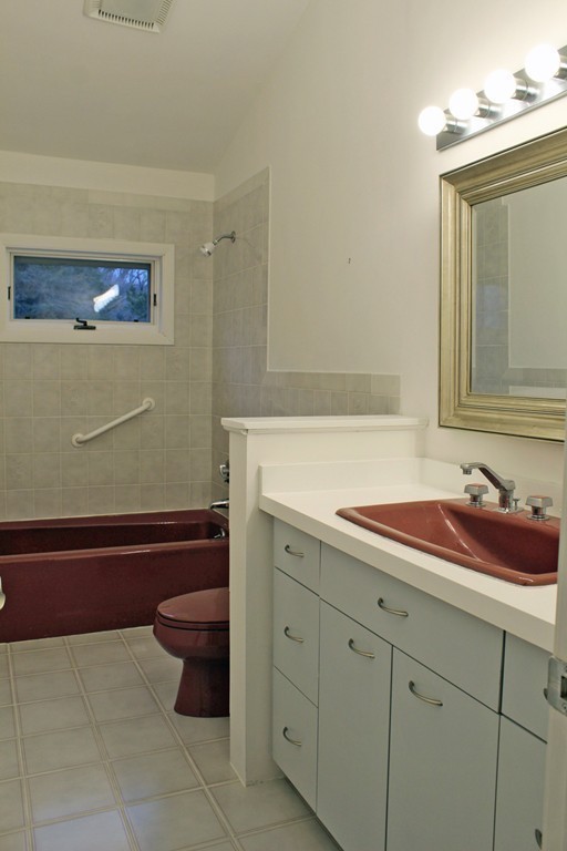 138 Lower Road Deerfield, MA 01342 - Photo 23 of 30 Gallery Image 23