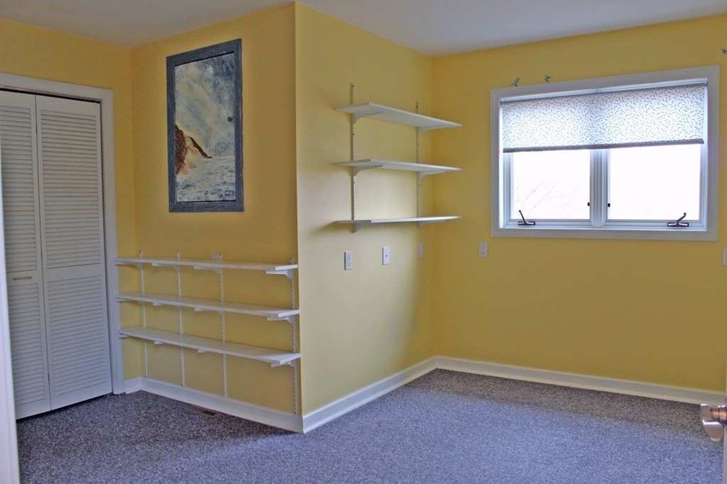 138 Lower Road Deerfield, MA 01342 - Photo 9 of 30 Gallery Image 9