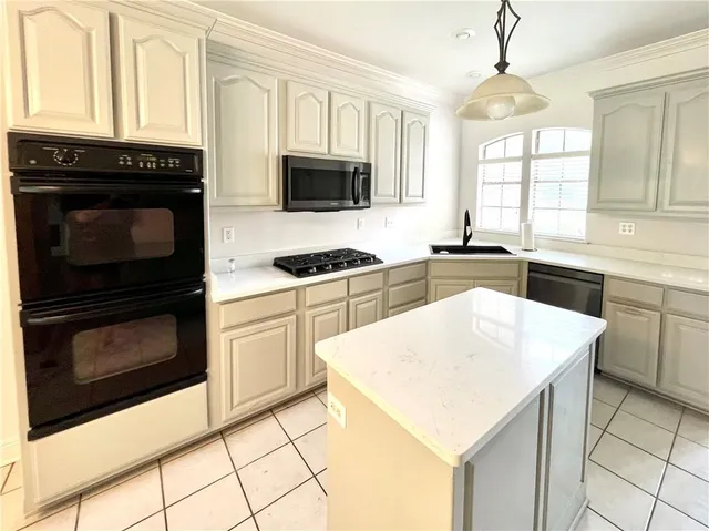 $2,500 | Undisclosed Address, Covington, LA 70433