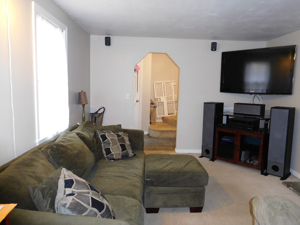 452 Dunstable Road Tyngsborough, MA 01879 - Photo 13 of 30 Gallery Image 13