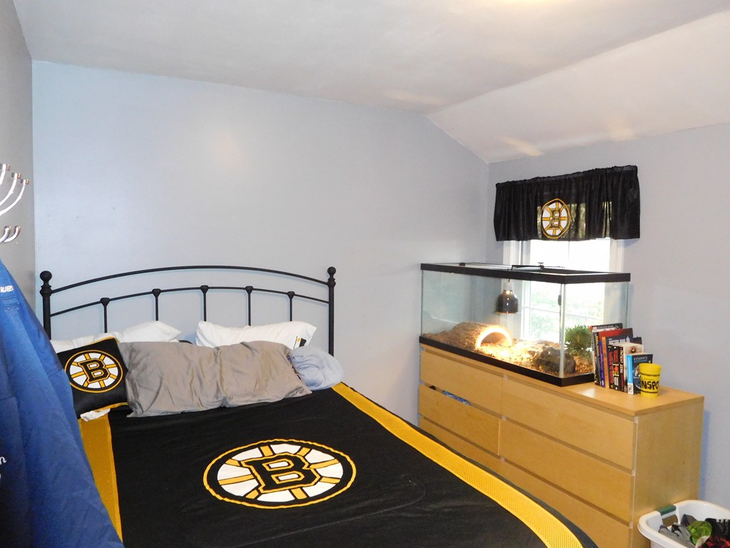 452 Dunstable Road Tyngsborough, MA 01879 - Photo 25 of 30 Gallery Image 25