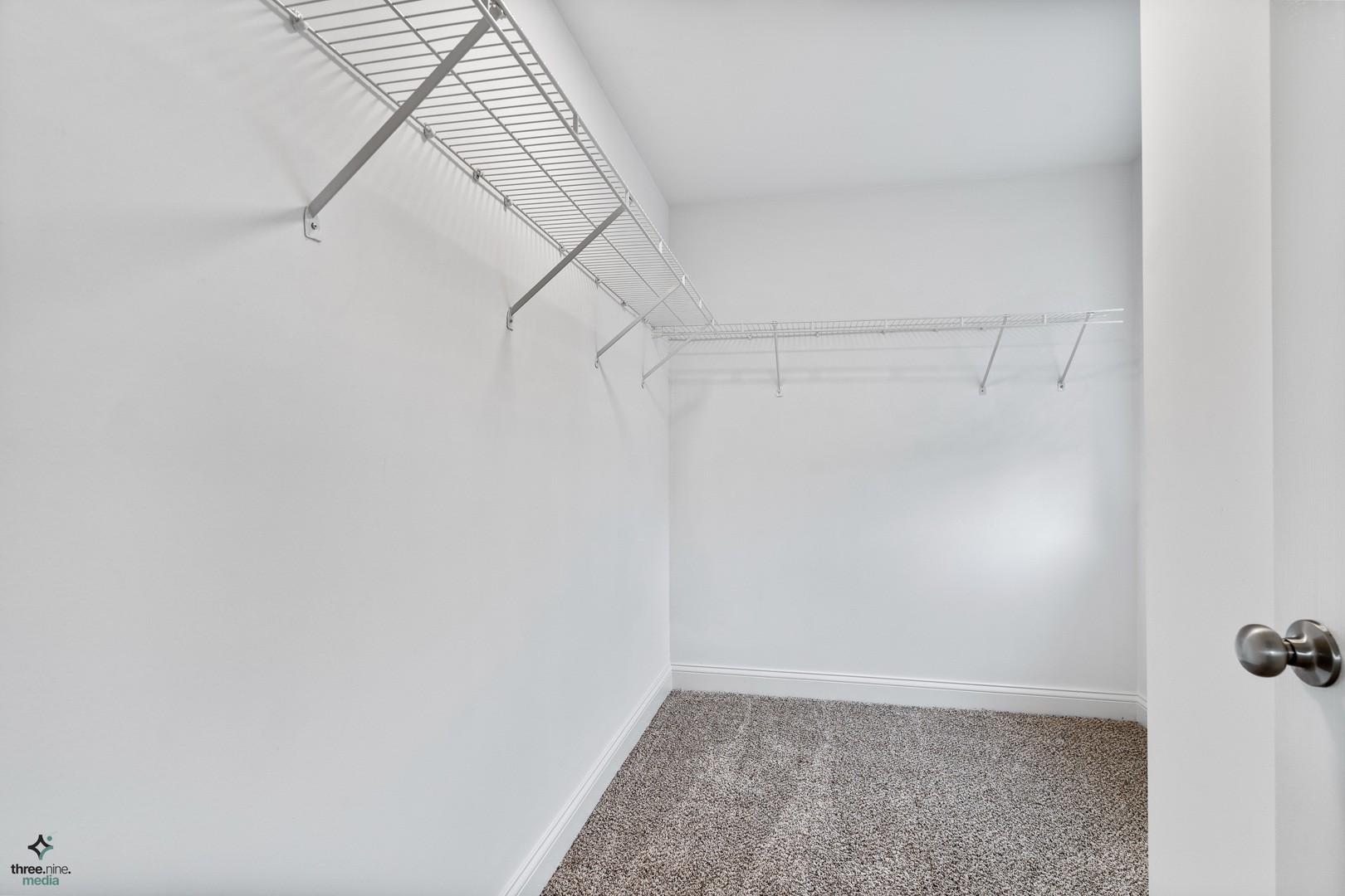 1809 Prairie Ridge Drive Plainfield, IL 60586 - Photo 23 of 32 a view of a room