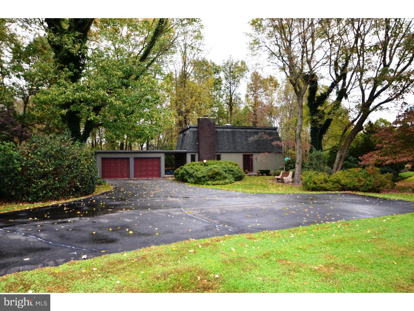 2103 Deer Path Nottingham, PA 19362 - Photo 2 of 25 Gallery Image 2