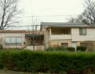 204 Sutherland Road Jeannette, PA 15644 - Photo 1 of 8 Exterior Front.