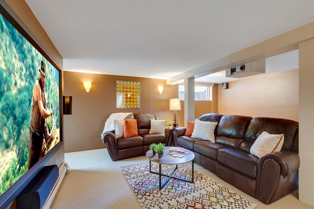 53 Stonehedge Road Lincoln, MA 01773 - Photo 31 of 42 Gallery Image 31