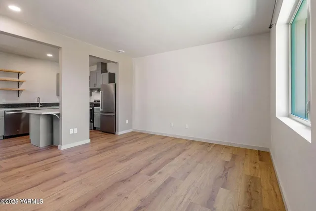 $265,000 | 801 South 16th Avenue, Unit 4, Yakima, WA 98902