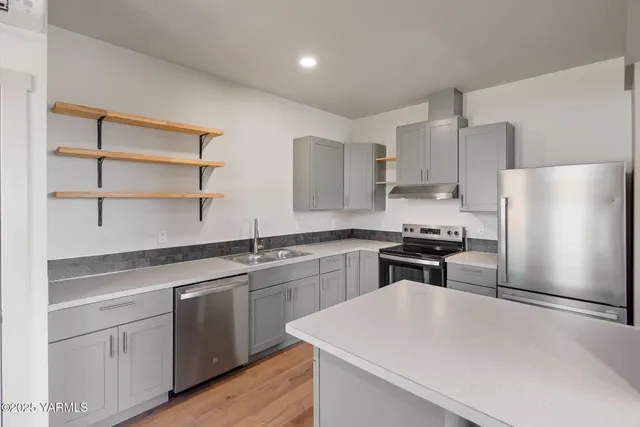 $265,000 | 801 South 16th Avenue, Unit 4, Yakima, WA 98902