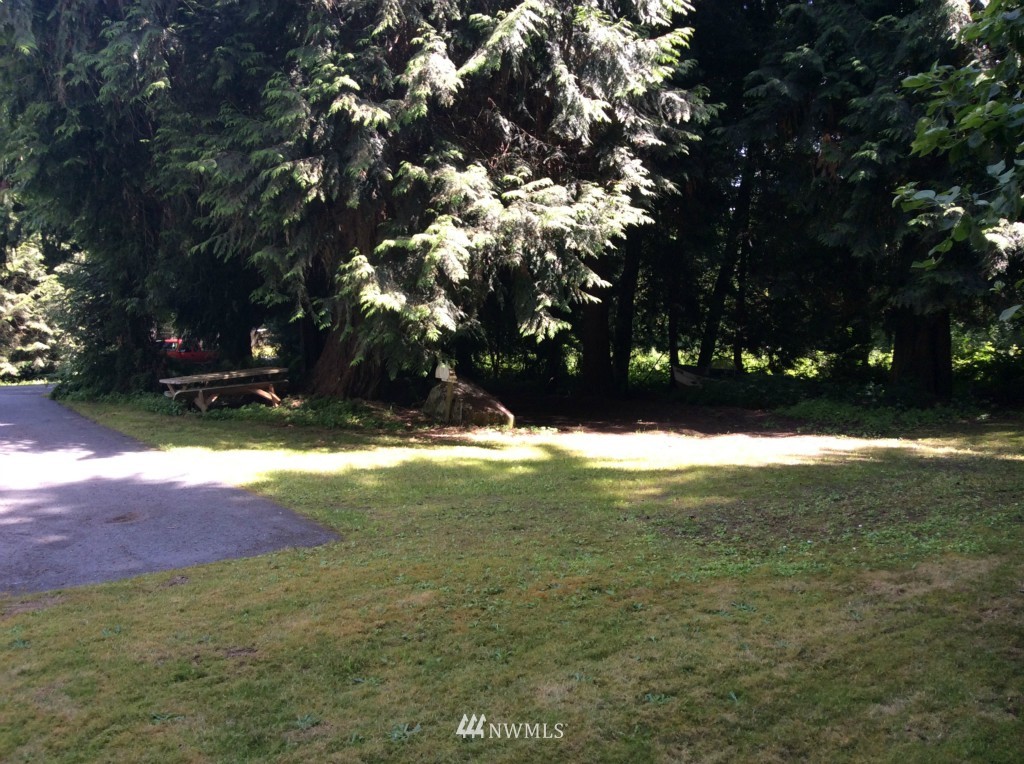 4548 Northeast Totten Road Poulsbo, WA 98370 - Photo 6 of 10 Gallery Image 6