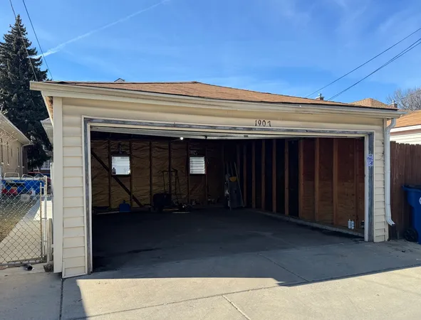 $308,000 | 1907 South 49th Court, Cicero, IL 60804