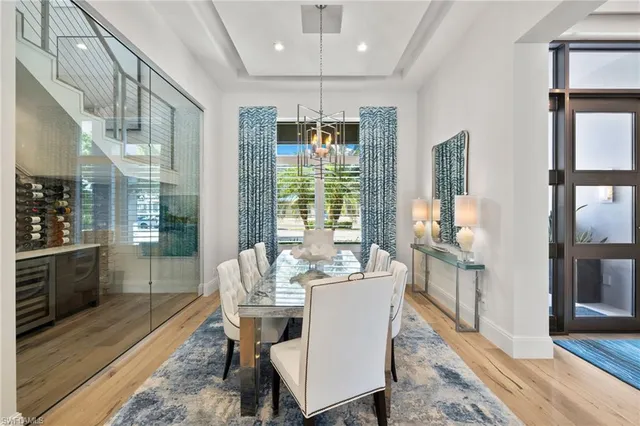 $6,195,000 | 745 Riviera Drive, Naples, FL 34103