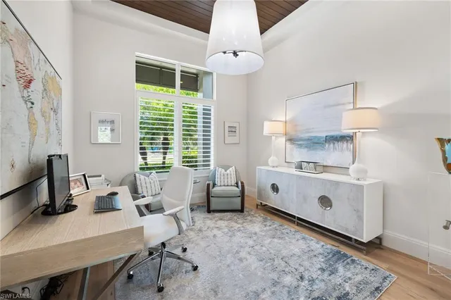 $6,195,000 | 745 Riviera Drive, Naples, FL 34103