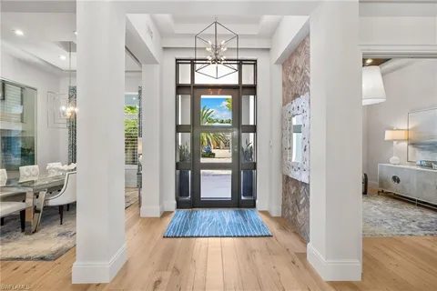 $6,195,000 | 745 Riviera Drive, Naples, FL 34103