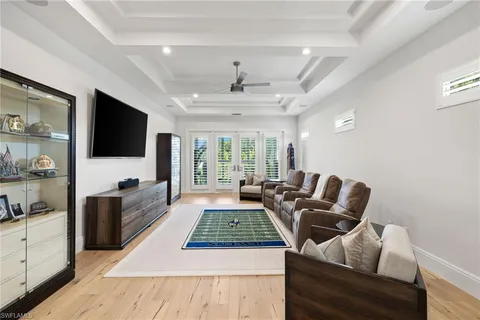 $6,195,000 | 745 Riviera Drive, Naples, FL 34103