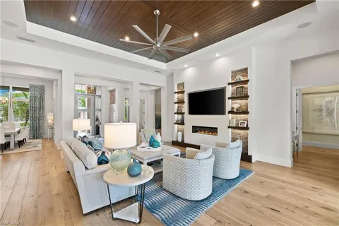 $6,195,000 | 745 Riviera Drive, Naples, FL 34103