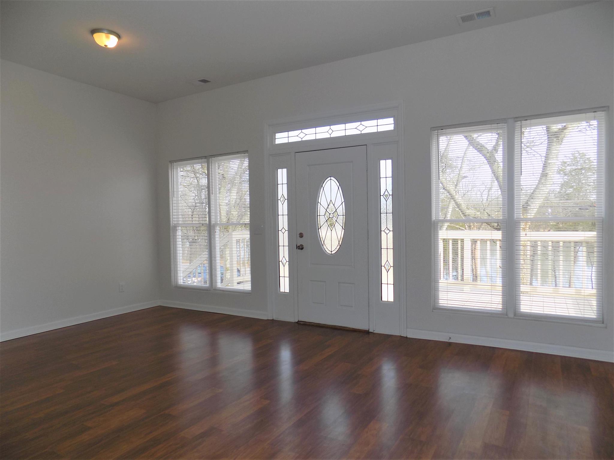 4430 Cairo Bend Road Lebanon, TN 37087 - Photo 4 of 19 Completely open and tons of natural light