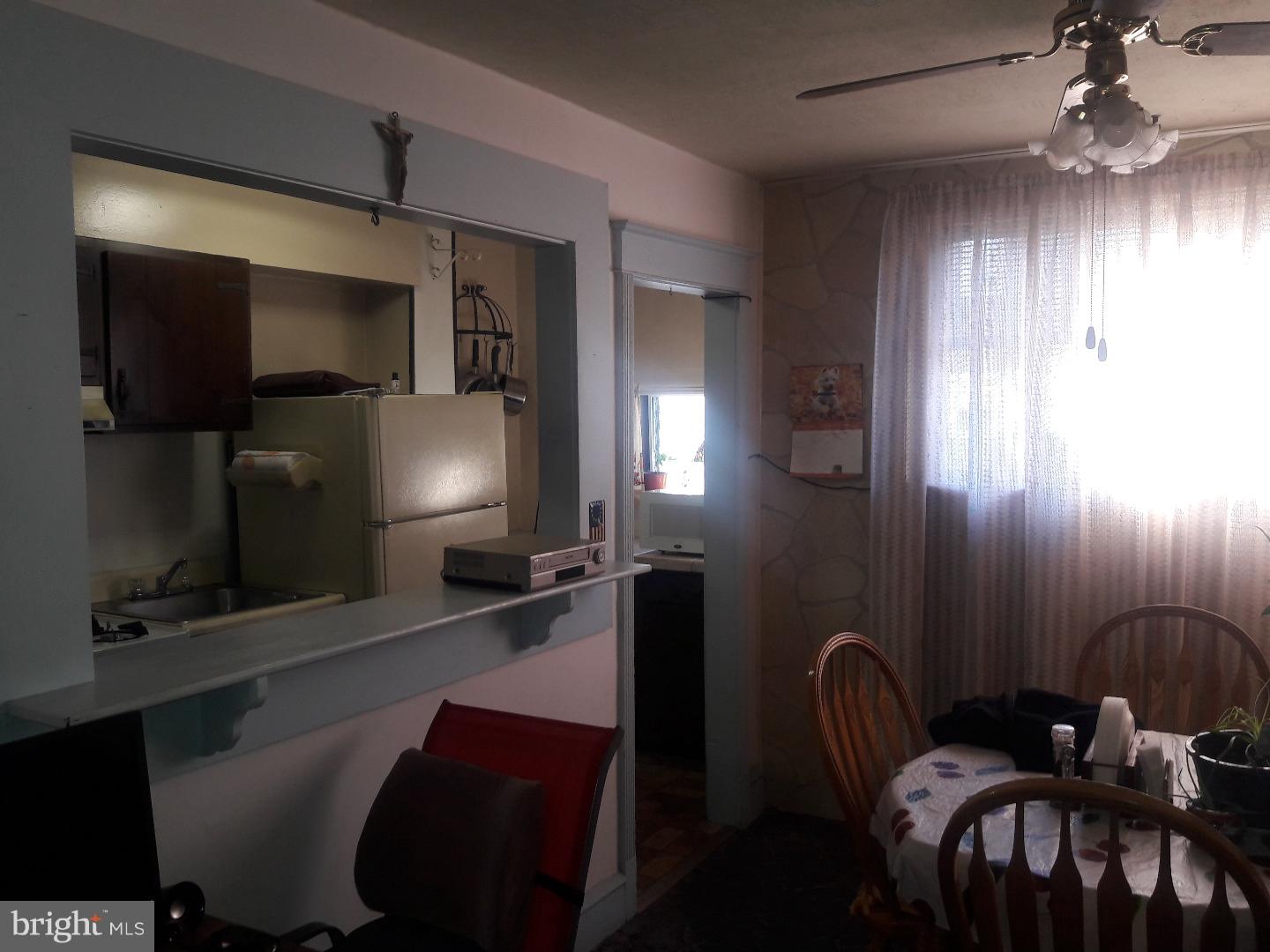 7036 Aberdeen Road Upper Darby, PA 19082 - Photo 12 of 24