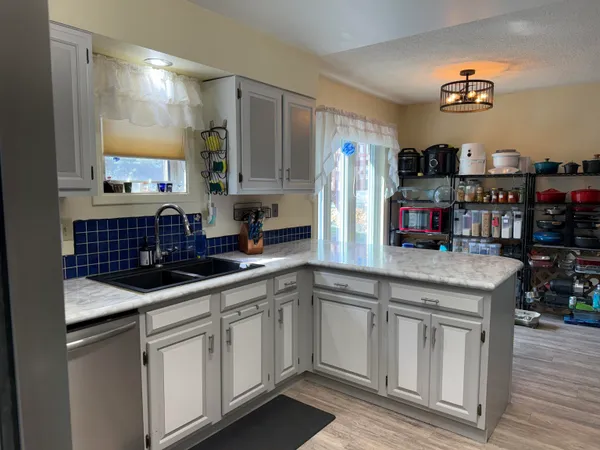 $349,000 | 132 Mountain View Drive, Thermopolis, WY 82443