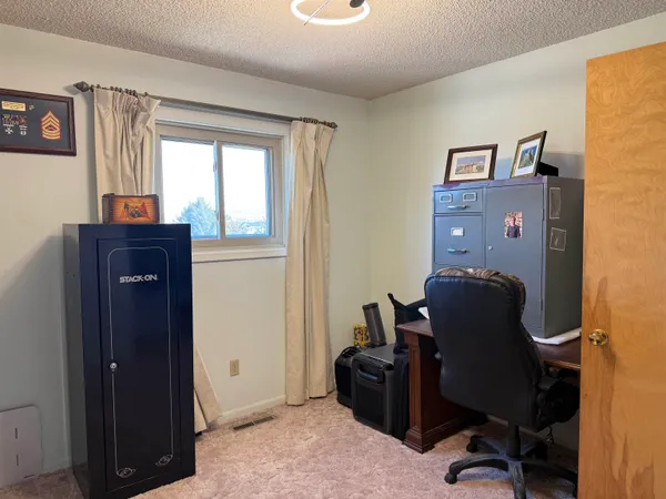 $349,000 | 132 Mountain View Drive, Thermopolis, WY 82443