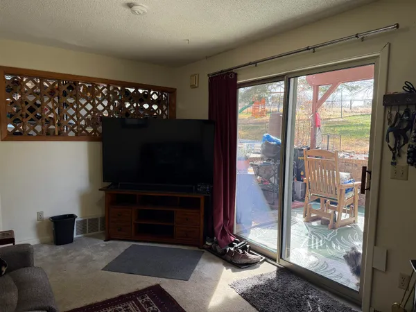 $349,000 | 132 Mountain View Drive, Thermopolis, WY 82443