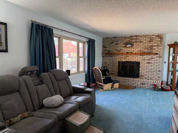 $349,000 | 132 Mountain View Drive, Thermopolis, WY 82443