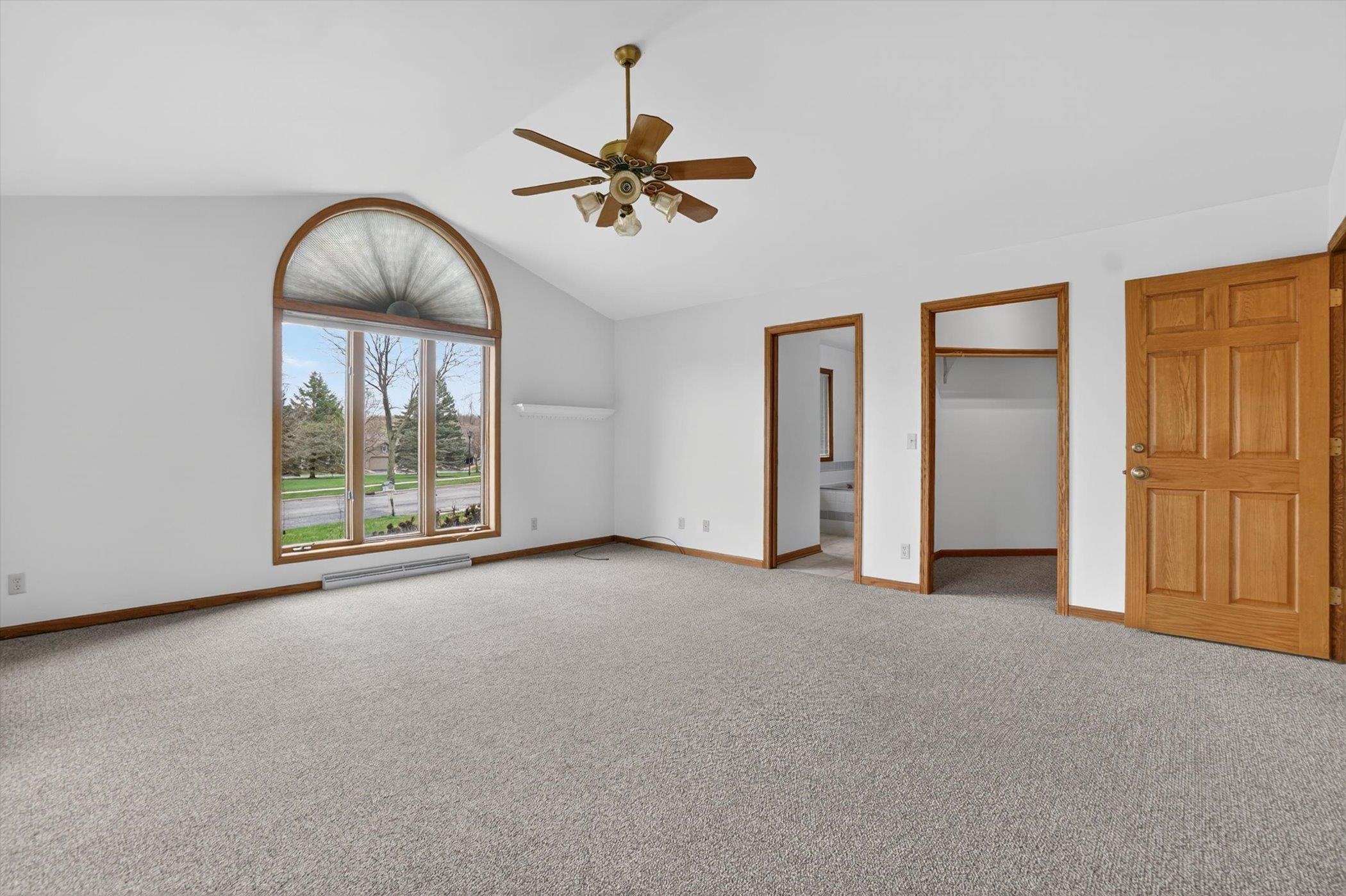 224 Deer Ridge Drive West Bend, WI 53095 - Photo 19 of 42