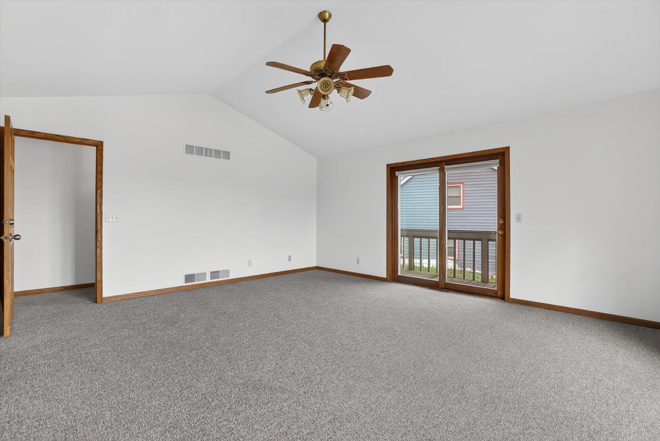 224 Deer Ridge Drive West Bend, WI 53095 - Photo 21 of 42