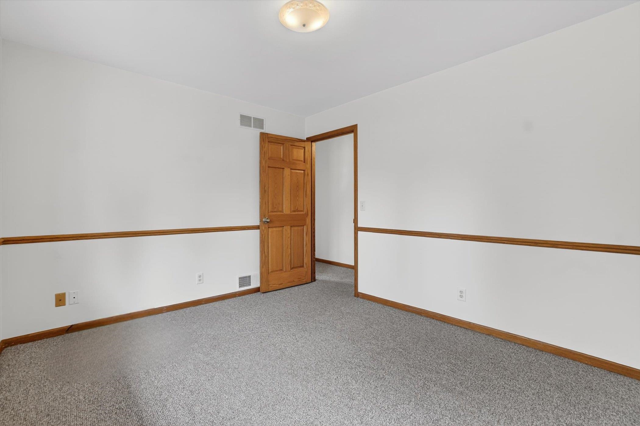 224 Deer Ridge Drive West Bend, WI 53095 - Photo 28 of 42