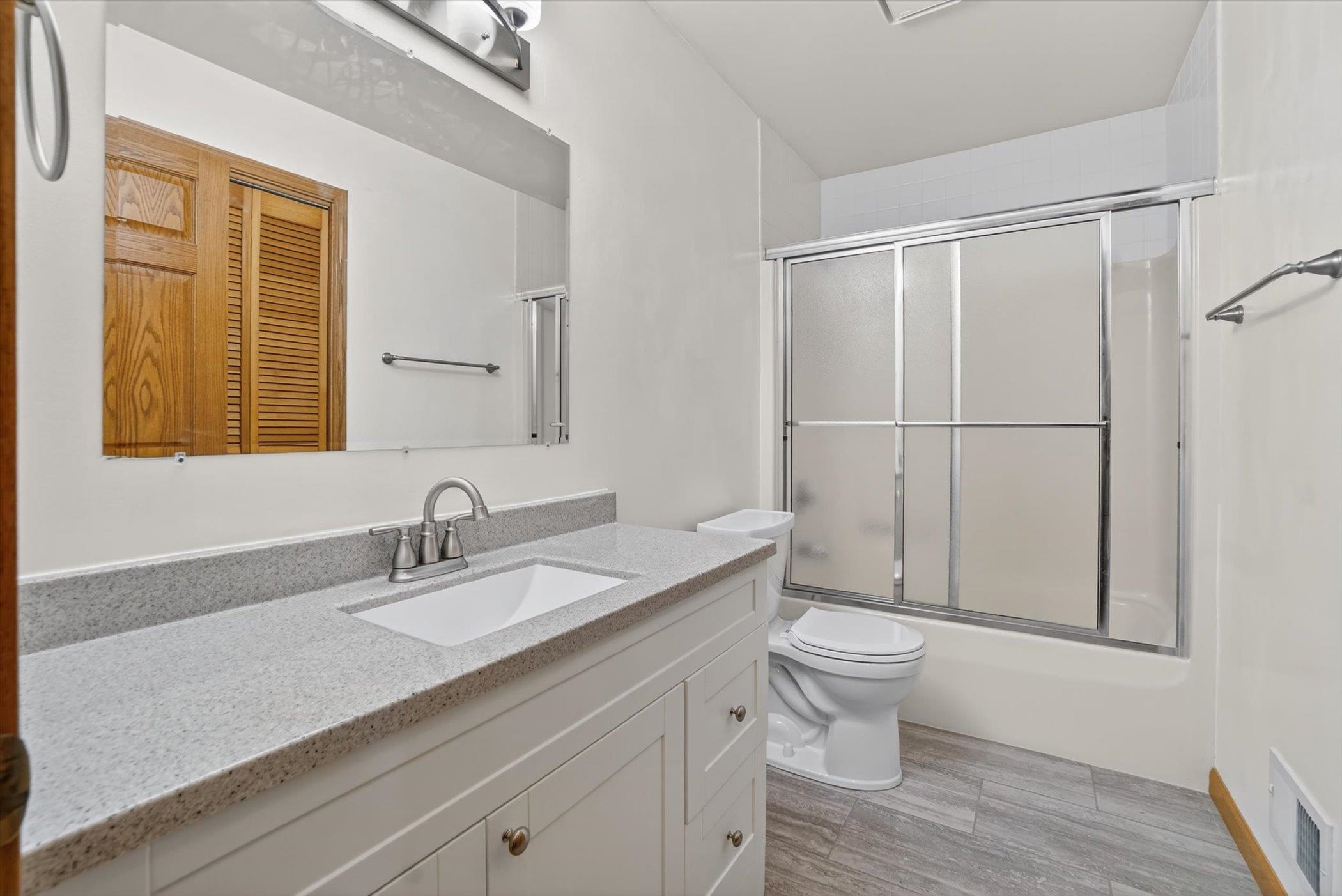 224 Deer Ridge Drive West Bend, WI 53095 - Photo 32 of 42