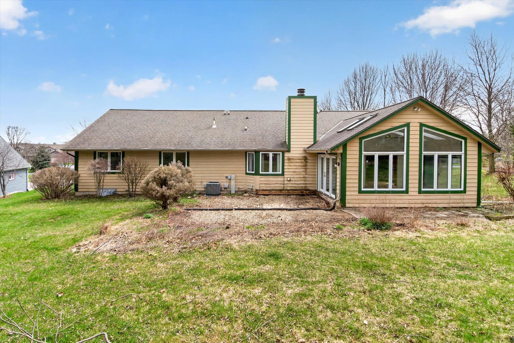 224 Deer Ridge Drive West Bend, WI 53095 - Photo 38 of 42