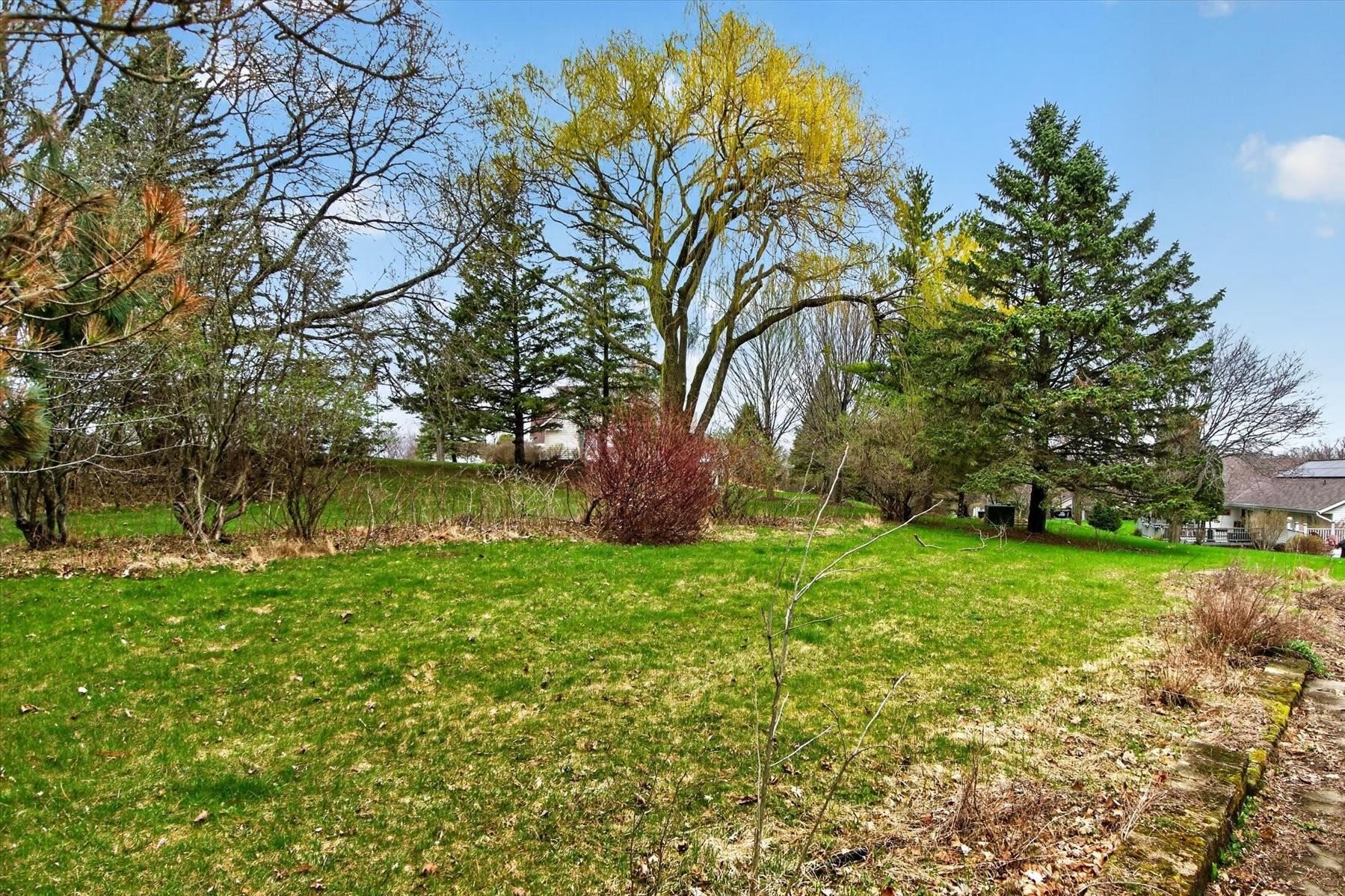 224 Deer Ridge Drive West Bend, WI 53095 - Photo 39 of 42