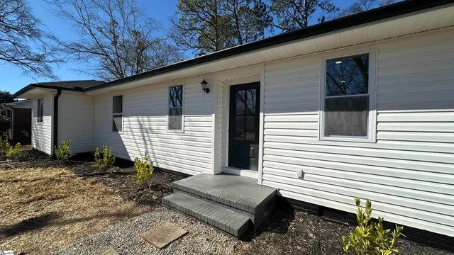 $239,000 | 140 Lanier Street, Spartanburg, SC 29303