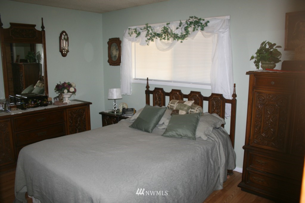 1434 Coal Creek Road Longview, WA 98632 - Photo 13 of 24 Gallery Image 13