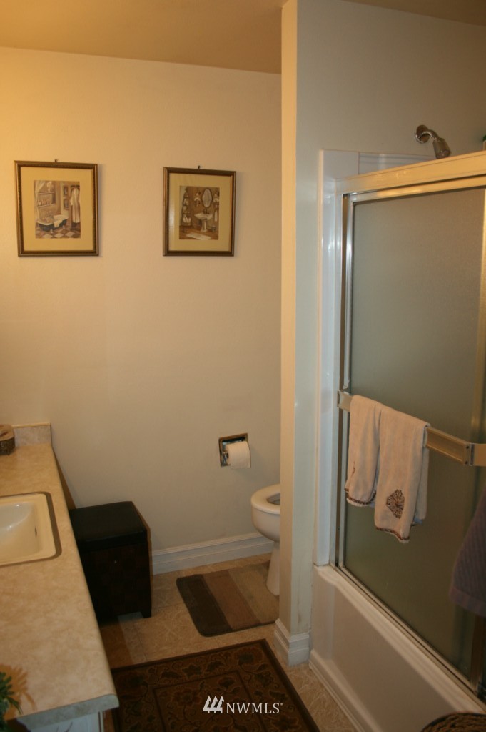 1434 Coal Creek Road Longview, WA 98632 - Photo 10 of 24 Gallery Image 10