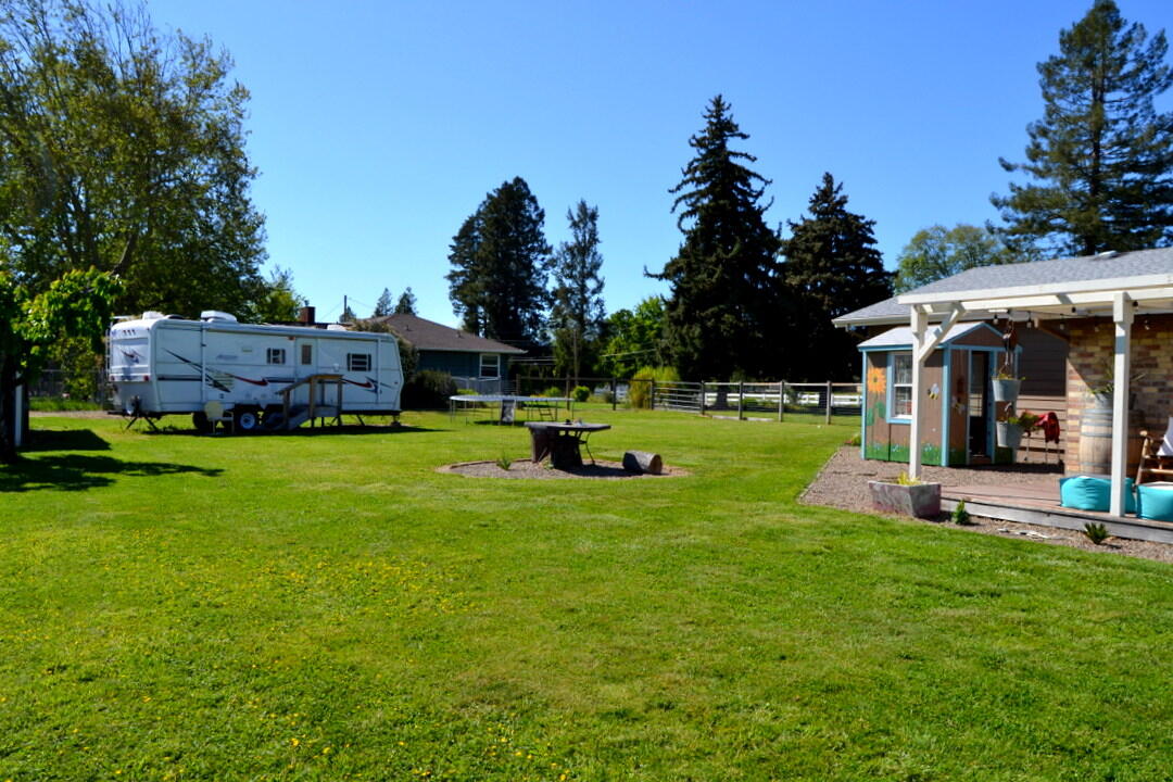 2821 South River Road Grants Pass, OR 97527 - Photo 36 of 51 DSC_8686-002