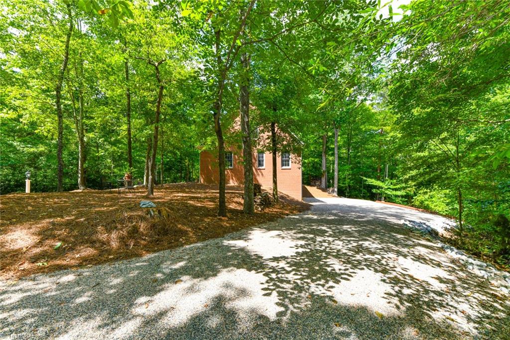 320 Homestead Avenue High Point, NC 27262 - Photo 29 of 31 Peaceful, calm, and tranquil