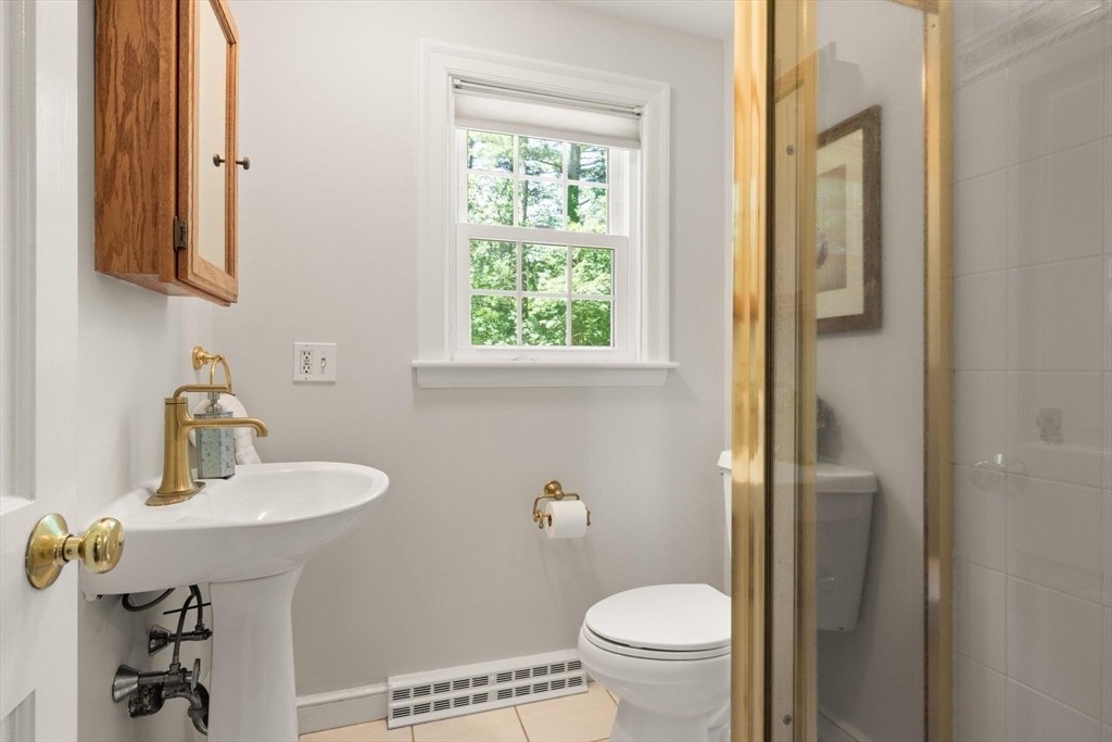 33 Mossman Road Sudbury, MA 01776 - Photo 14 of 30