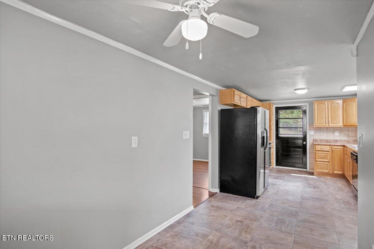 8611 Heiskell Road Powell, TN 37849 - Photo 16 of 28 Gallery Image 16