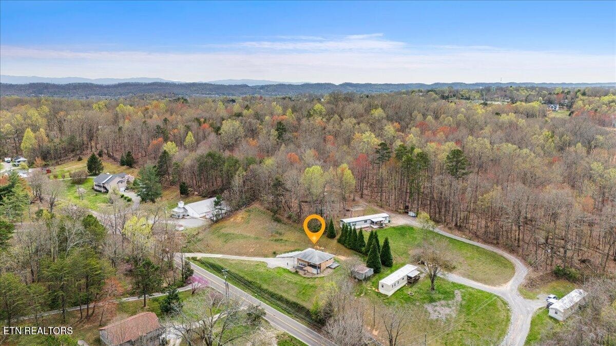 8611 Heiskell Road Powell, TN 37849 - Photo 27 of 28 Gallery Image 27