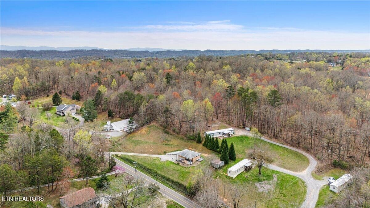 8611 Heiskell Road Powell, TN 37849 - Photo 28 of 28 Gallery Image 28