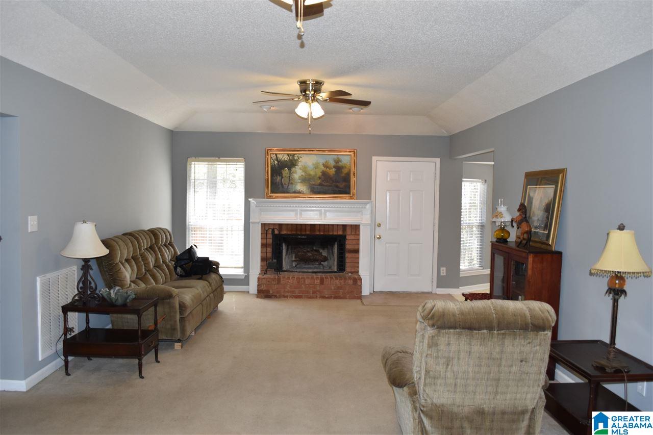 6180 Castle Lane Morris, AL 35116 - Photo 2 of 33
