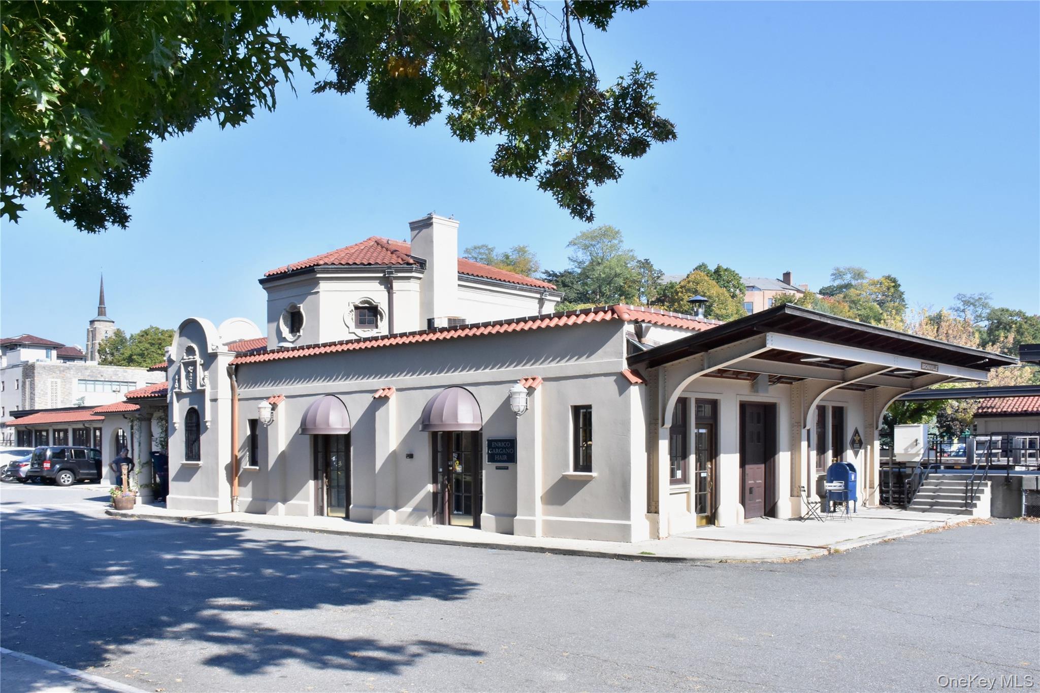 1 Rivermere, Unit I Bronxville, NY 10708 - Photo 19 of 20 a front view of a building